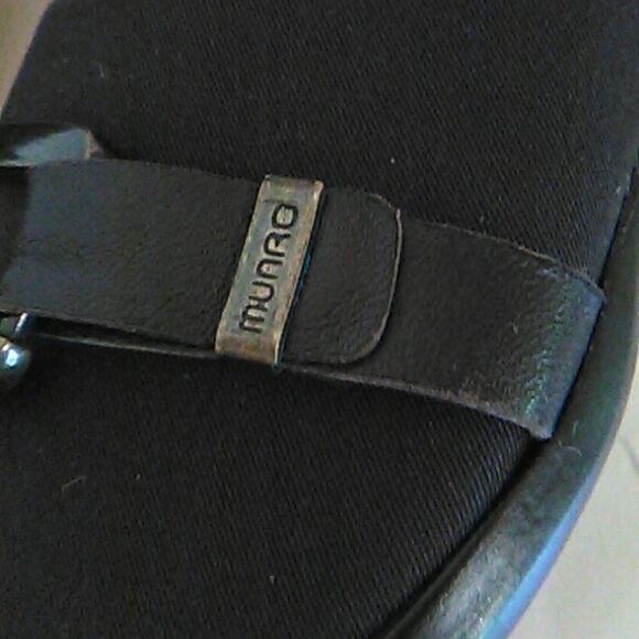 NWOT Munro Fabric Low Heels - Picture 12 of 12